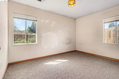 131 Hazel Dr, Pleasant Hill, CA 94523 - Photo 19