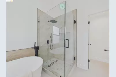 2392 Austin Ct, Castro Valley, CA 94546 - Photo 39