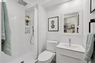 6801 Armour Dr, Oakland, CA 94611 - Photo 45