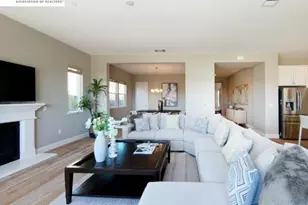 1676 Terracina Dr, Dublin, CA 94568 - Photo 9