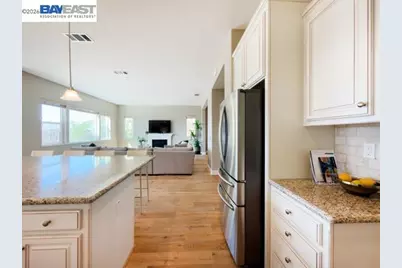 1676 Terracina Dr, Dublin, CA 94568 - Photo 13