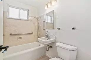 1573 Castro St, San Leandro, CA 94577 - Photo 19
