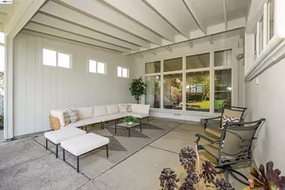 278 Saint Andrews St, Hayward, CA 94544 - Photo 37