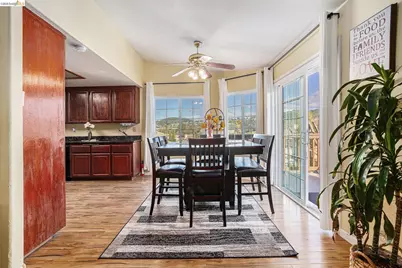 5490 Lenora Rd, Richmond, CA 94803 - Photo 7