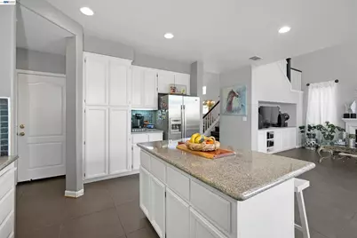 25085 Silverthorne Pl., Hayward, CA 94544 - Photo 13