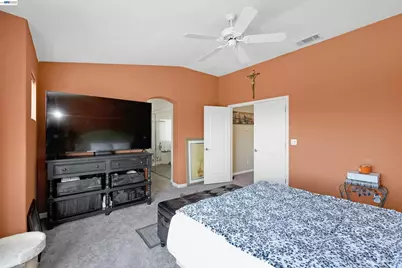 25085 Silverthorne Pl., Hayward, CA 94544 - Photo 27