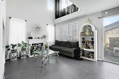 25085 Silverthorne Pl., Hayward, CA 94544 - Photo 9