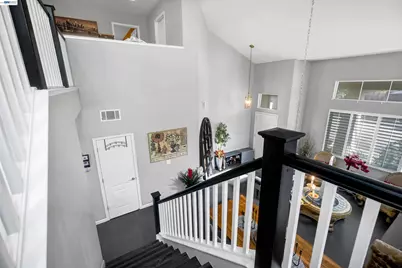 25085 Silverthorne Pl., Hayward, CA 94544 - Photo 17