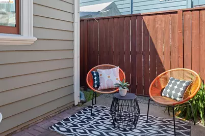 812 19th St, Oakland, CA 94606 - Photo 29