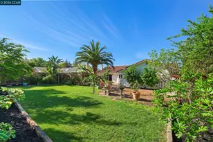 4151 Storey Ln, Concord, CA 94518 - Photo 39