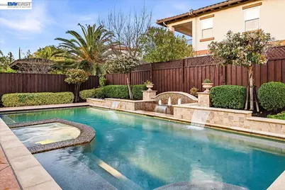 5653 Signal Hill Dr, Dublin, CA 94568 - Photo 47