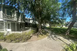 7511 Oxford Cir, Dublin, CA 94568 - Photo 3