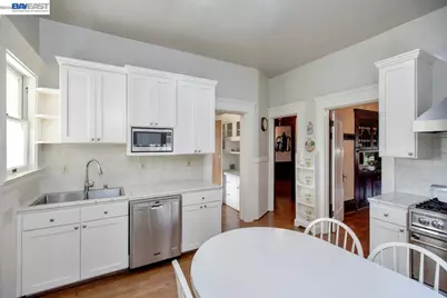 2056 Santa Clara Ave, Alameda, CA 94501 - Photo 19