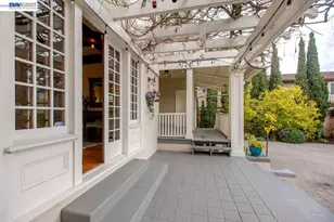 2056 Santa Clara Ave, Alameda, CA 94501 - Photo 33