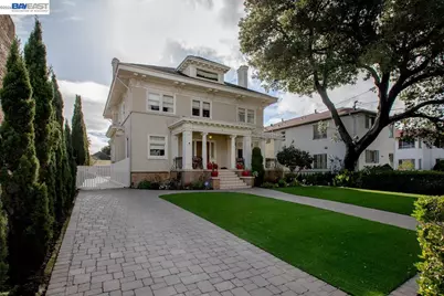 2056 Santa Clara Ave, Alameda, CA 94501 - Photo 1