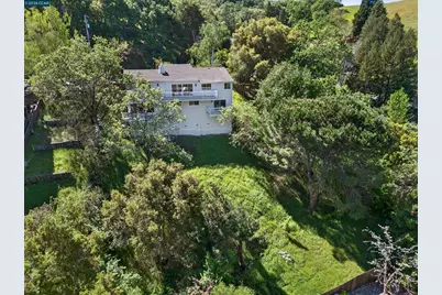 3424 Woodview Dr, Lafayette, CA 94549 - Photo 9