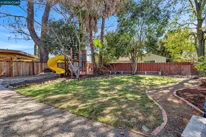 1340 Sunshine Dr., Concord, CA 94520 - Photo 27