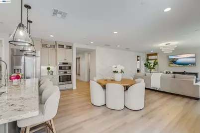 32651 Singh Circle, Union City, CA 94587 - Photo 19