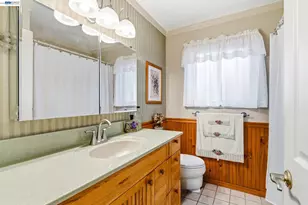 2151 Deerwood Dr, Martinez, CA 94553 - Photo 17