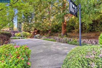 5017 Athens Dr, San Ramon, CA 94582 - Photo 11