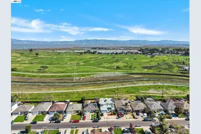 147 Wisteria Dr, East Palo Alto, CA 94303 - Photo 37