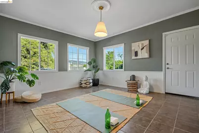 1138 Bella Vista Ave, Oakland, CA 94610 - Photo 25