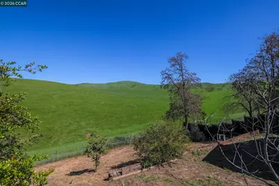 1941 Springridge Ct, Concord, CA 94521 - Photo 43