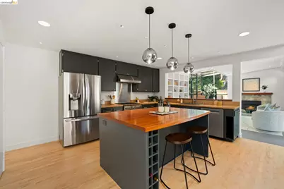 6966 Paso Robles Drive, Oakland, CA 94611 - Photo 19