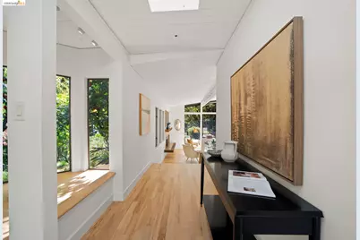 6966 Paso Robles Drive, Oakland, CA 94611 - Photo 21