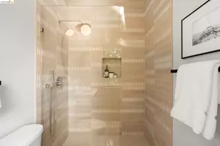 6966 Paso Robles Dr, Oakland, CA 94611 - Photo 41