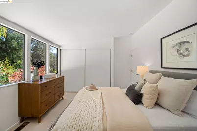 6966 Paso Robles Drive, Oakland, CA 94611 - Photo 45