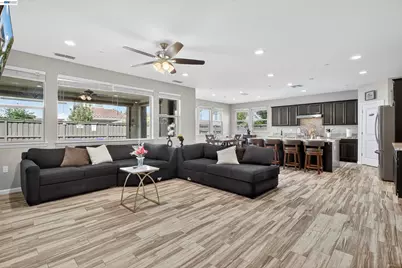 1787 Branson Court, Lathrop, CA 95330 - Photo 9