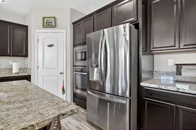 1787 Branson Court, Lathrop, CA 95330 - Photo 13