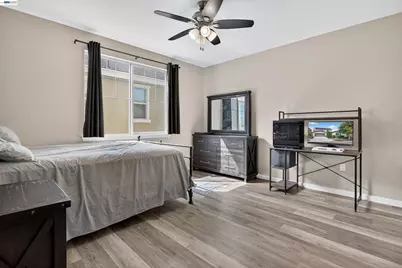 1787 Branson Court, Lathrop, CA 95330 - Photo 35