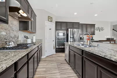 1787 Branson Court, Lathrop, CA 95330 - Photo 15