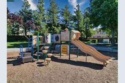 236 Comeabout Circle, Pittsburg, CA 94565 - Photo 33