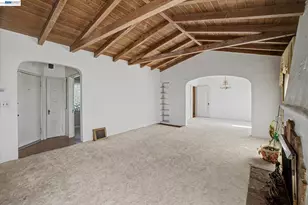 2972 El Monte Ave, Oakland, CA 94605 - Photo 5