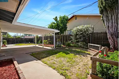 6860 Cunningham Way, Sacramento, CA 95828 - Photo 33