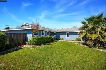 6860 Cunningham Way, Sacramento, CA 95828 - Photo 37