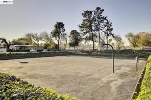 866 Spindrift, San Jose, CA 95134 - Photo 31