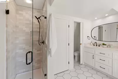 758 Spruce St, Berkeley, CA 94707 - Photo 29