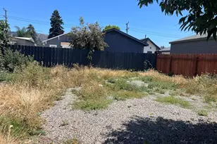 7000 Lockwood St, Oakland, CA 94621 - Photo 9