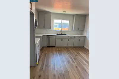 7000 Lockwood St, Oakland, CA 94621 - Photo 5