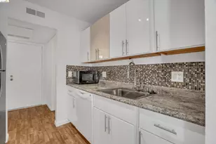 490 Civic Dr, Walnut Creek, CA 94596 - Photo 17