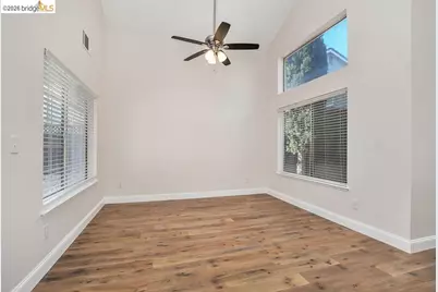 5209 Berrydale Way, Antioch, CA 94531 - Photo 9