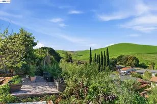 2222 Carmel Ct, Pittsburg, CA 94565 - Photo 43