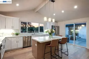 3161 Plymouth Rd, Lafayette, CA 94549 - Photo 1