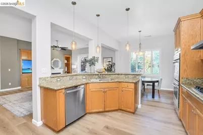 5580 Plumbridge Way, Antioch, CA 94531 - Photo 11