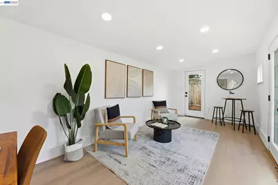 1834 8th St, Alameda, CA 94501 - Photo 9