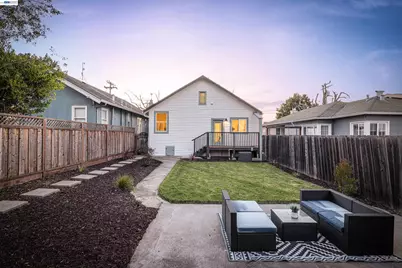 1834 8th St, Alameda, CA 94501 - Photo 35